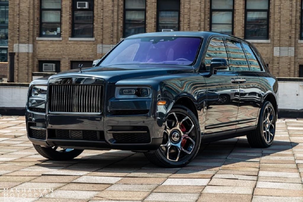 Rolls Royce Cullinan Black Badge: 7 Symbol of Prestige 1