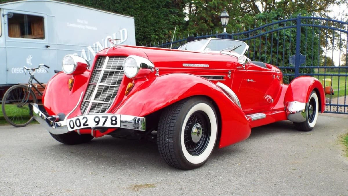 8 Classic Auburn Automobiles Worth Collecting 1 auburn automobile